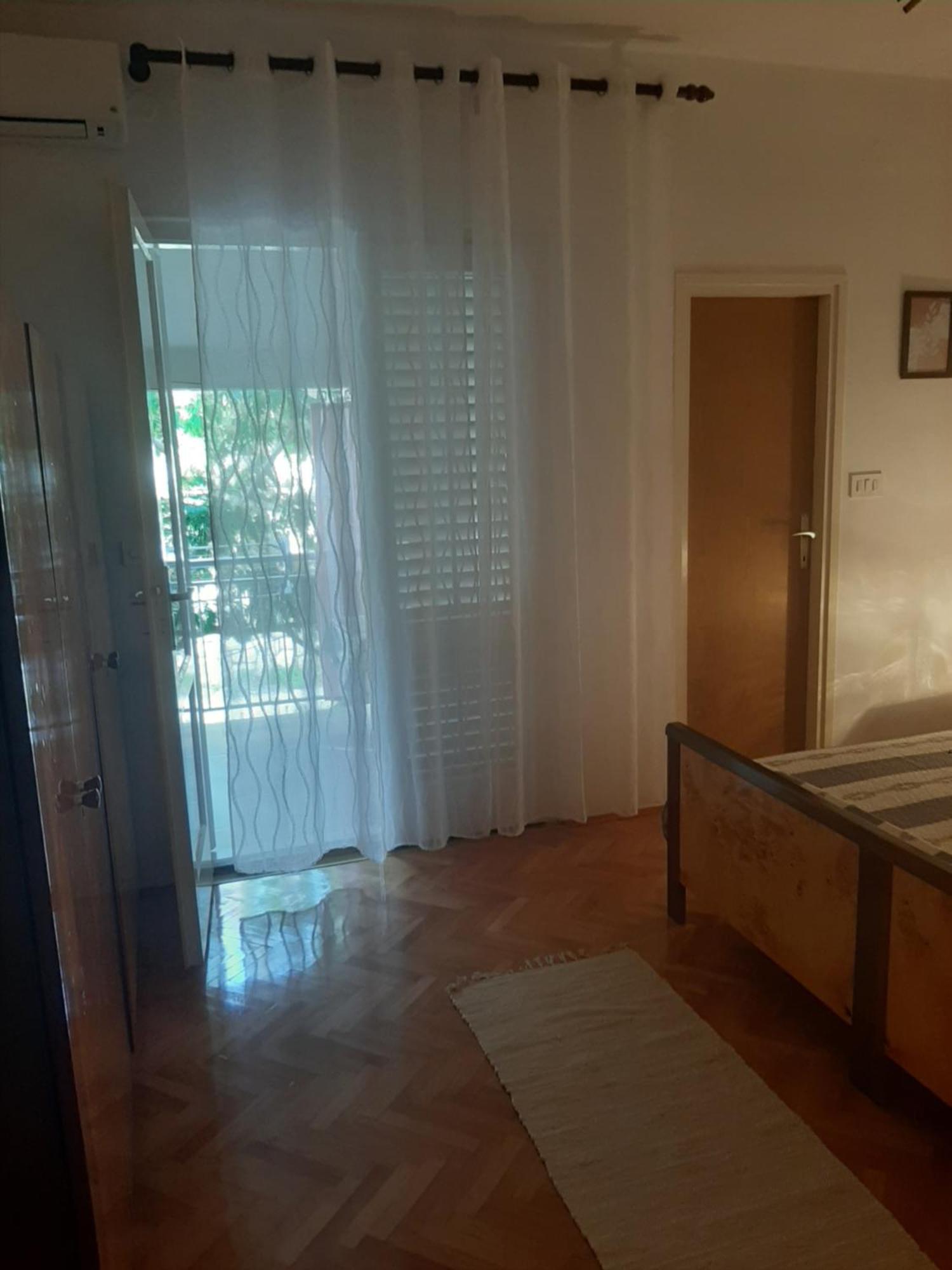 Apartments And Rooms Ljubica Лун Екстериор снимка